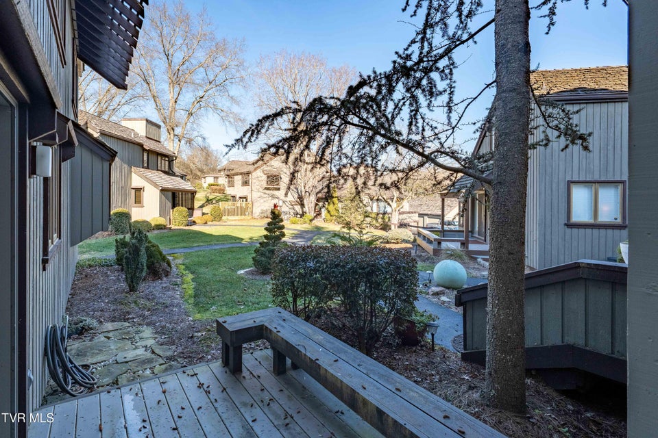 Photo #47: 15 Crown Circle