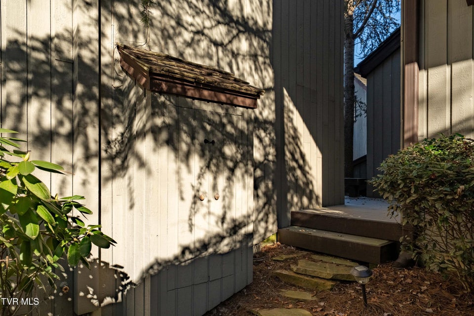 Photo #55: 15 Crown Circle