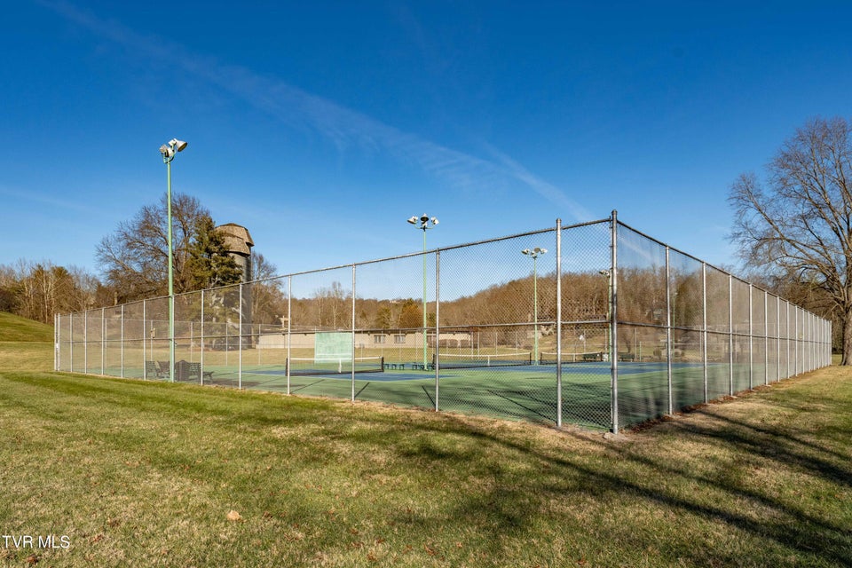 Photo #29: 15 Crown Circle