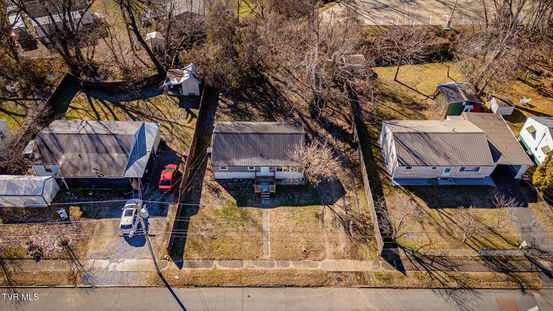 Photo #23: 507 Robinson Drive