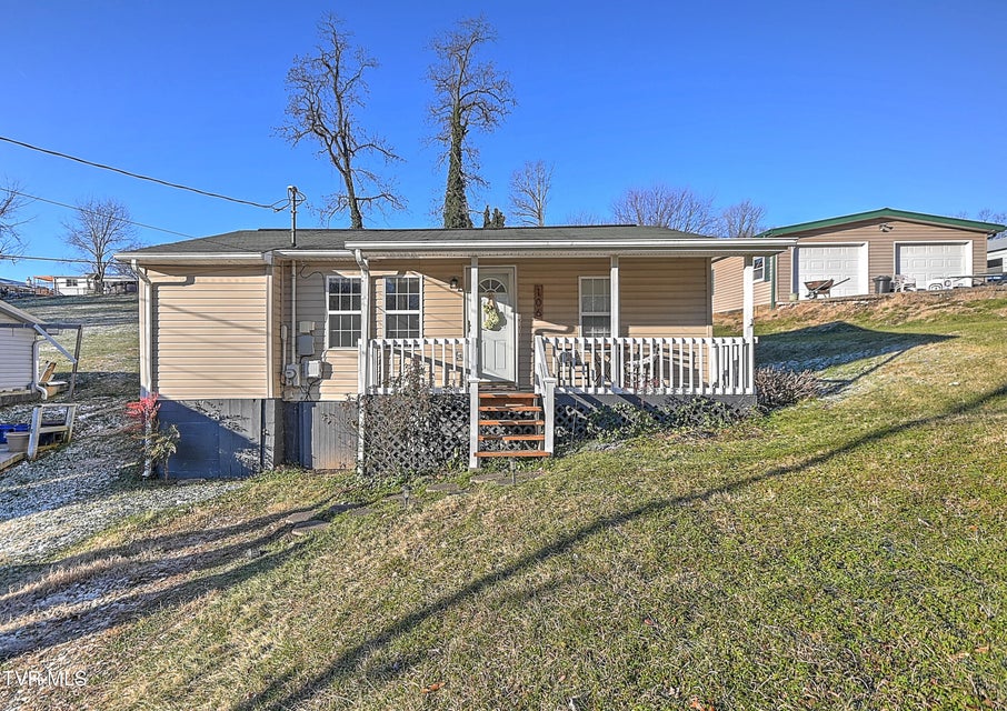 Photo #2: 106 Saint Louis Avenue