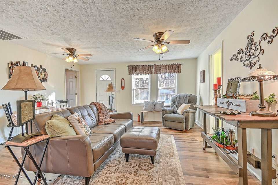 Photo #9: 106 Saint Louis Avenue