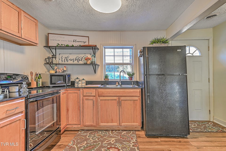 Photo #14: 106 Saint Louis Avenue