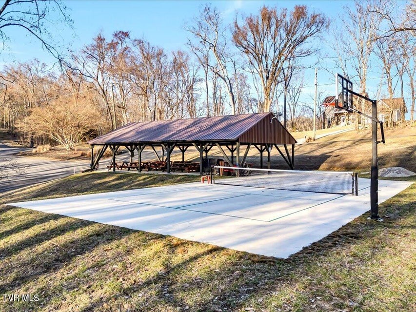 Photo #25: 374 Chelaque Way