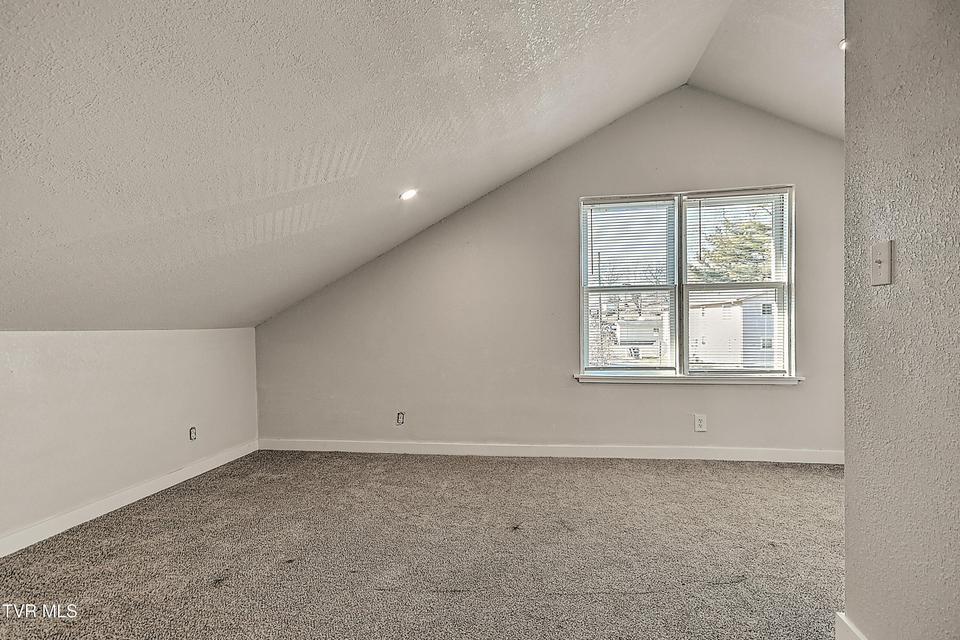 Photo #22: 488 Virgil Avenue