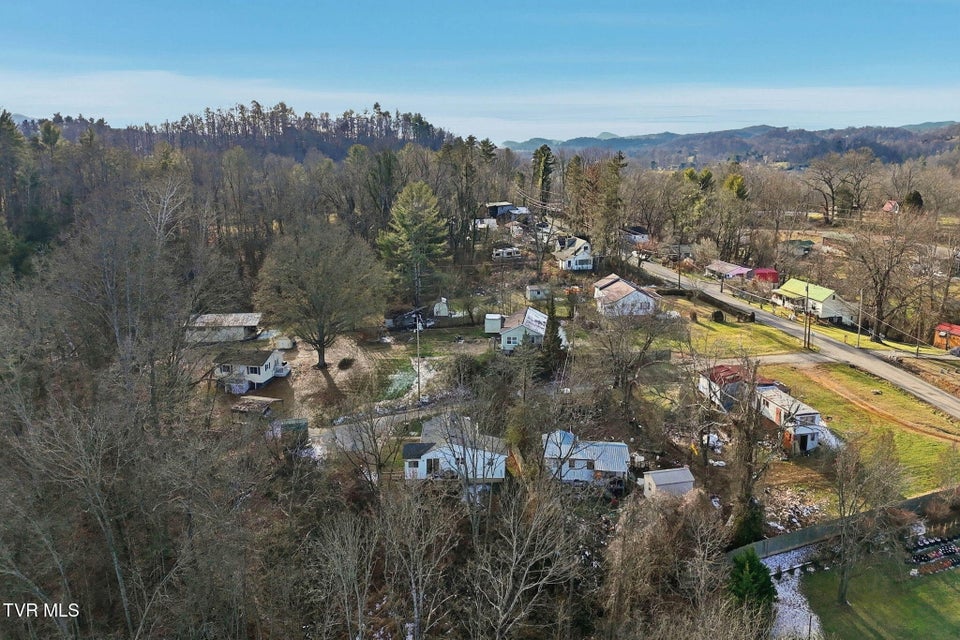 Photo #27: 385 Witcher Pvt Drive