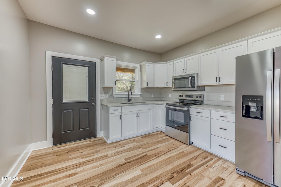 Photo #8: 215 Okolona Drive