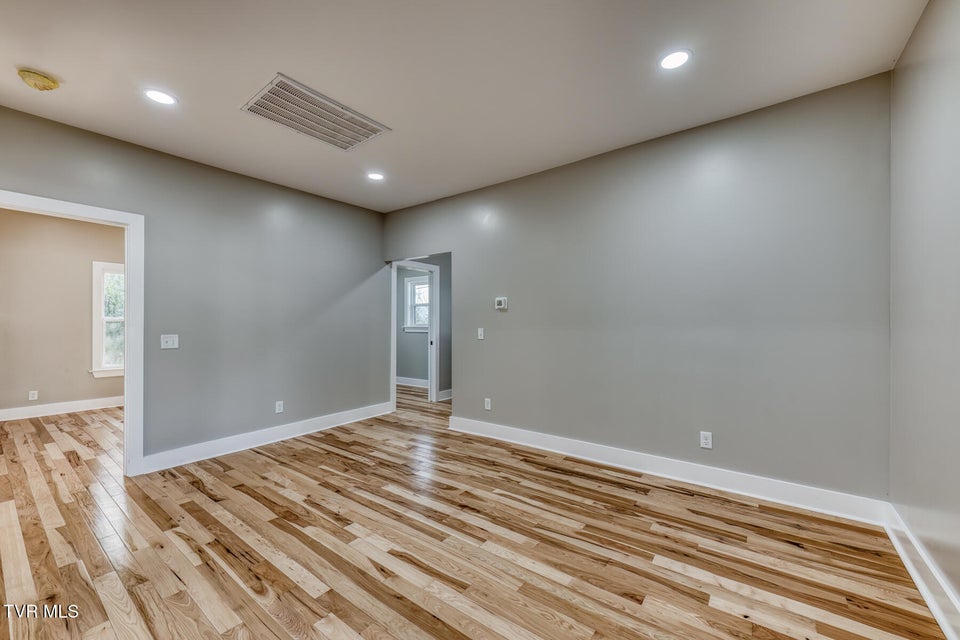 Photo #11: 215 Okolona Drive