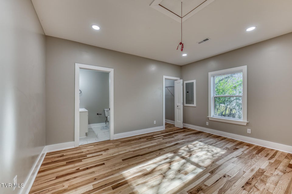 Photo #19: 215 Okolona Drive