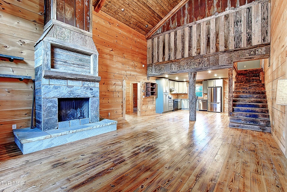 Photo #31: 3822 Highway 81 