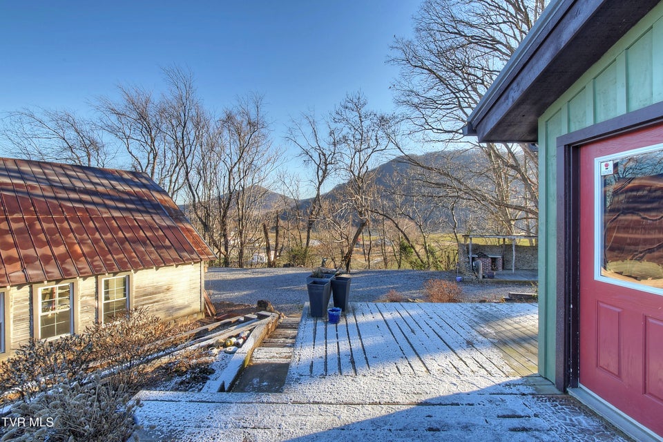 Photo #63: 3822 Highway 81 