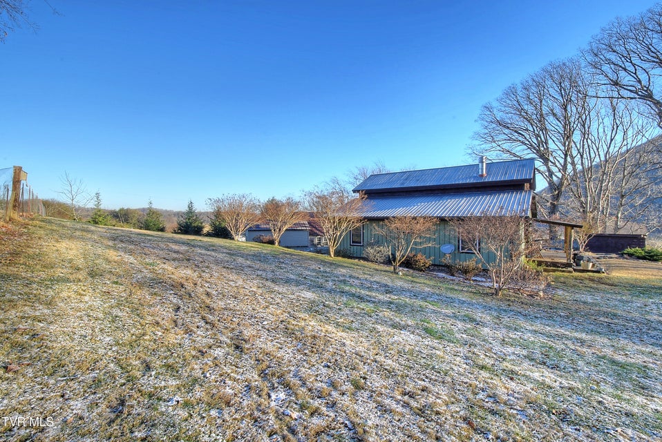 Photo #65: 3822 Highway 81 