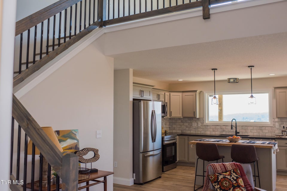 Photo #22: 115 Red Tail Ridge