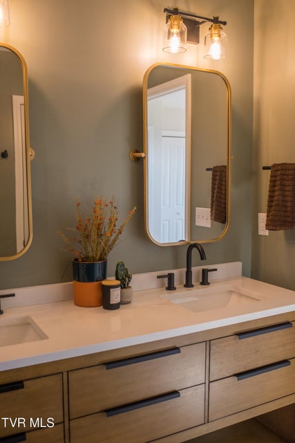 Photo #59: 115 Red Tail Ridge