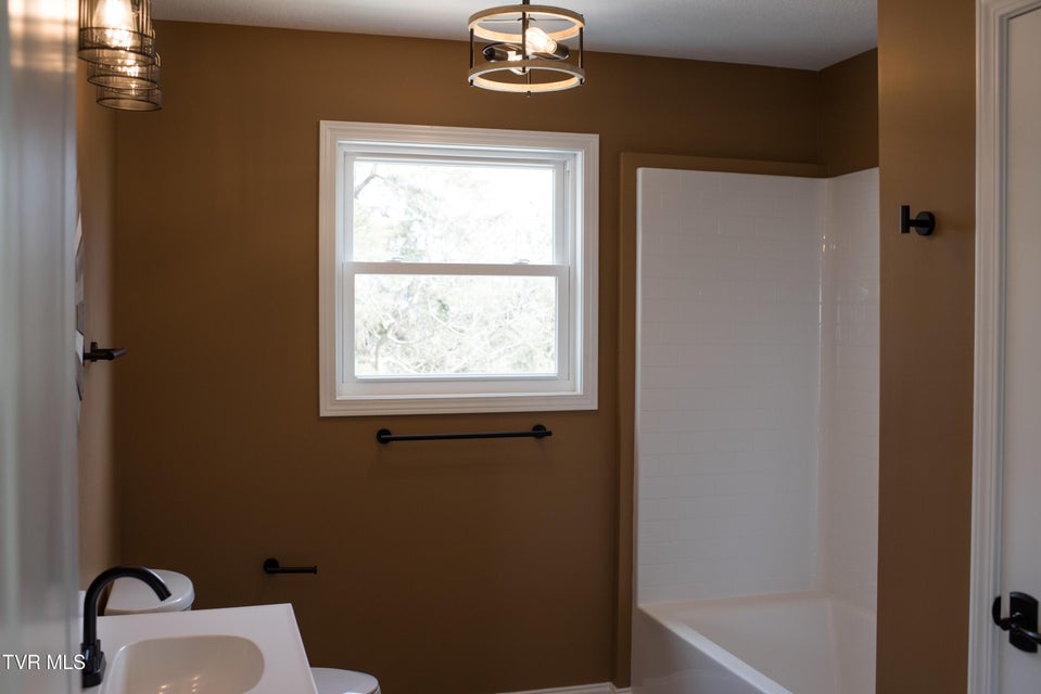 Photo #63: 115 Red Tail Ridge