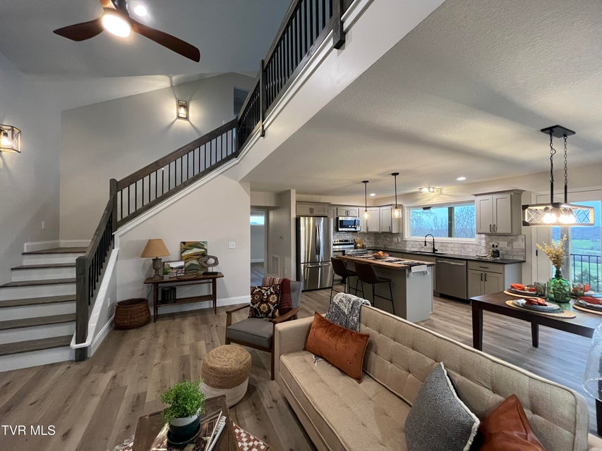 Photo #25: 115 Red Tail Ridge