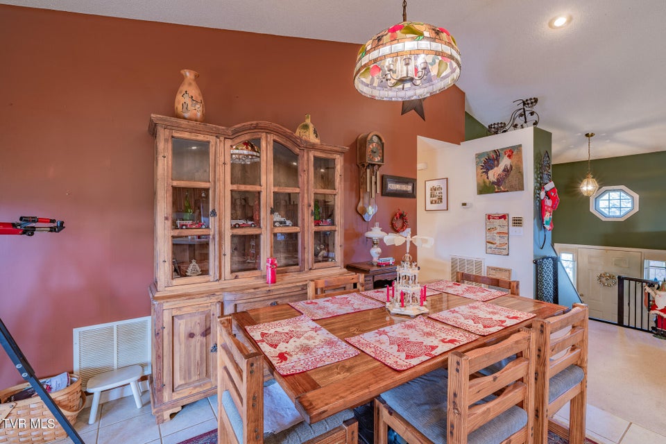 Photo #8: 609 Alfalfa Lane