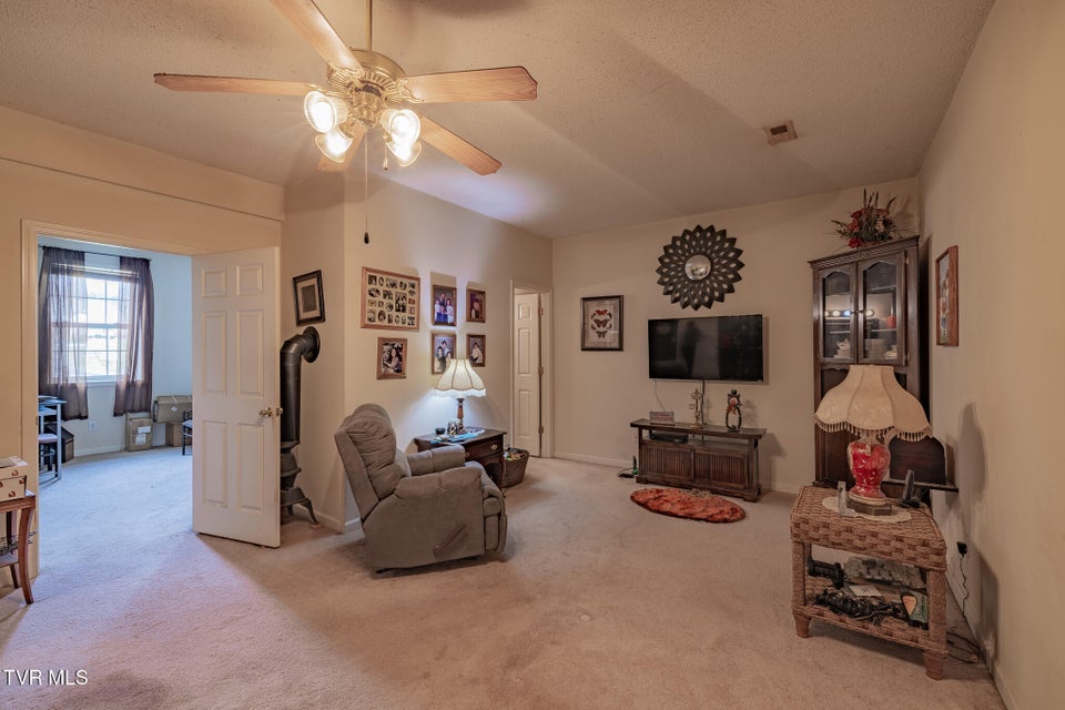 Photo #23: 609 Alfalfa Lane