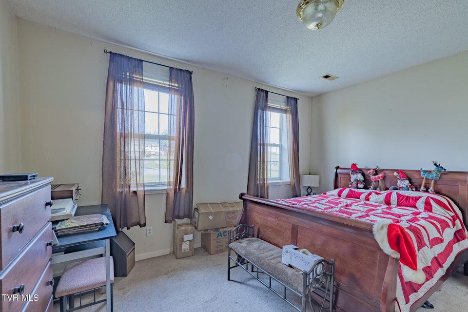 Photo #24: 609 Alfalfa Lane