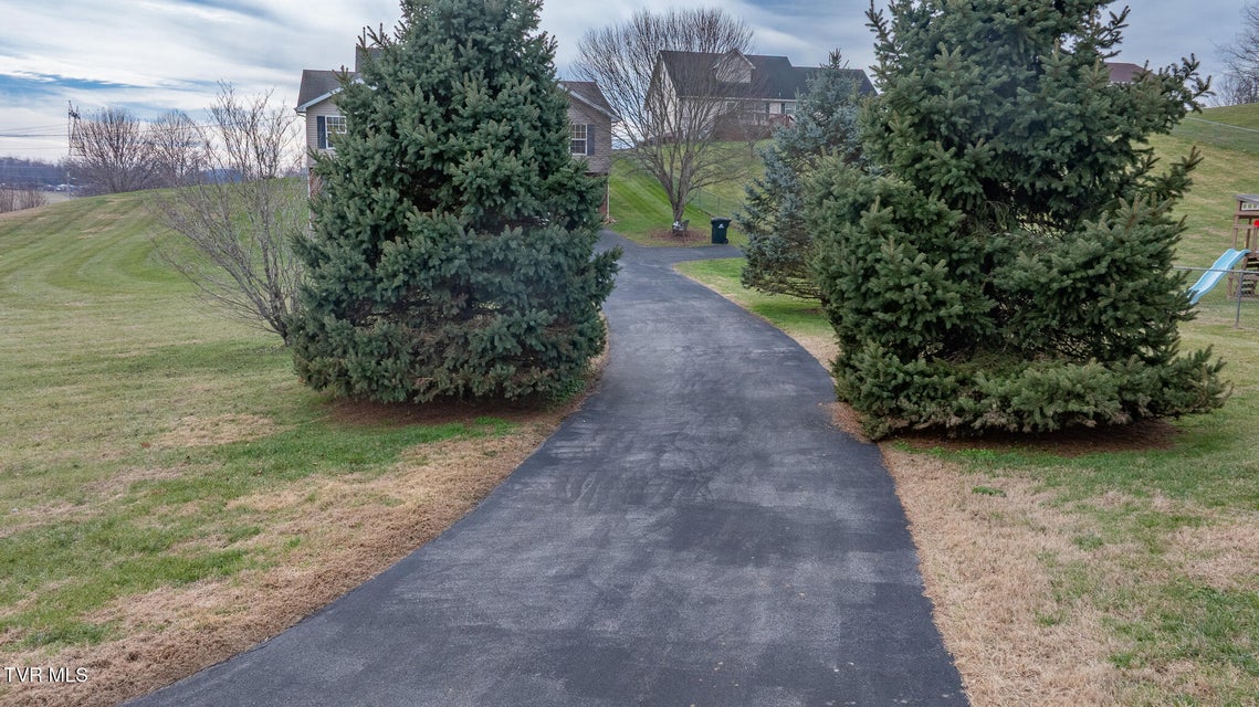 Photo #30: 609 Alfalfa Lane