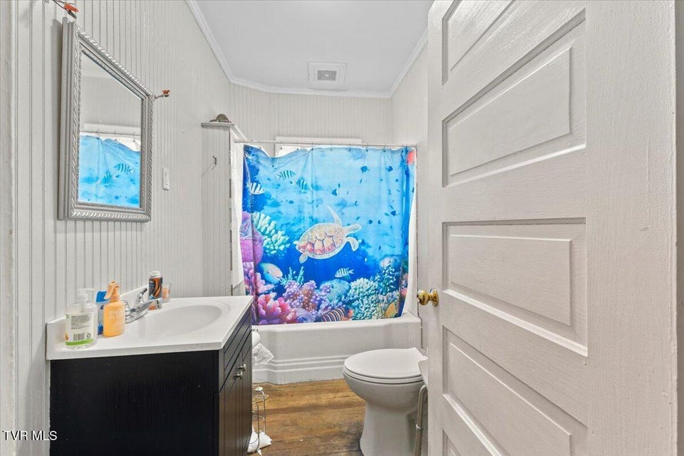 Photo #14: 123 Willow Avenue