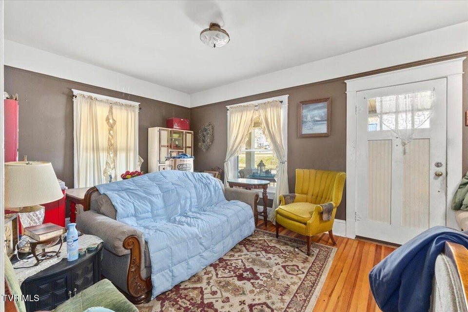 Photo #21: 123 Willow Avenue