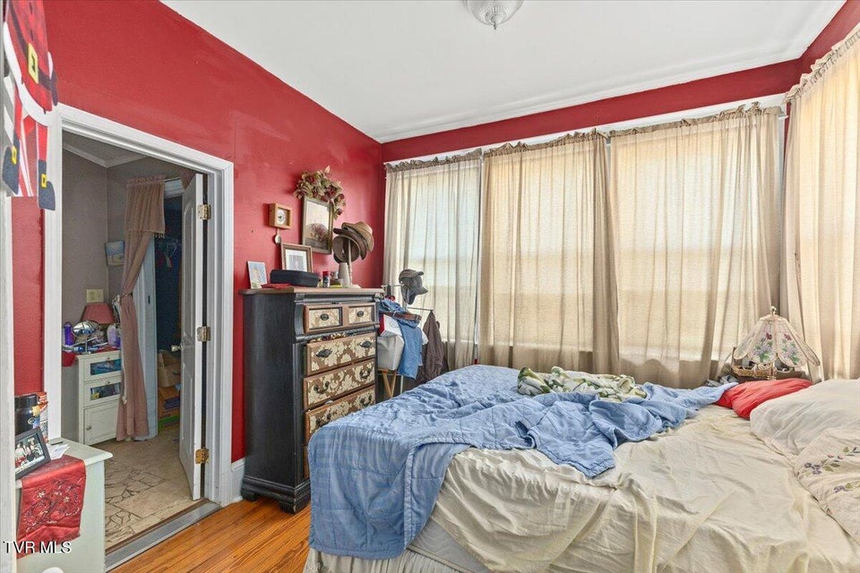 Photo #24: 123 Willow Avenue