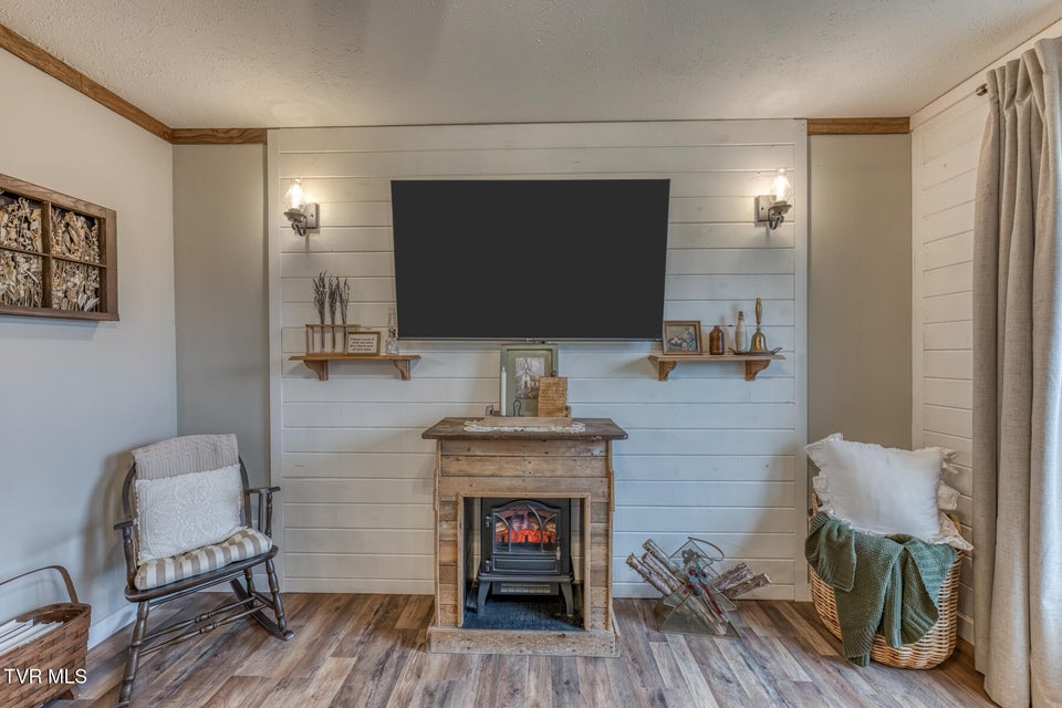 Photo #13: 193 Fork Branch Road