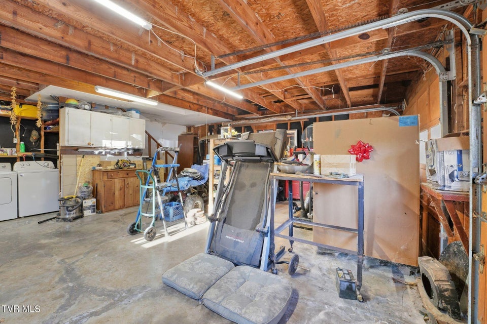 Photo #27: 247 Foster Road