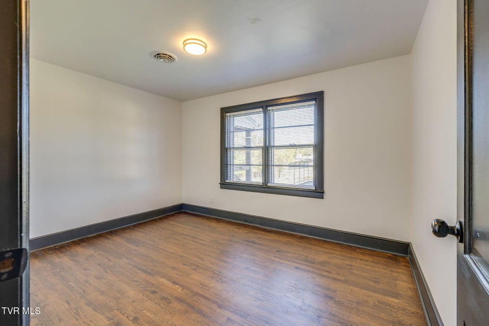 Photo #9: 837 E State Street