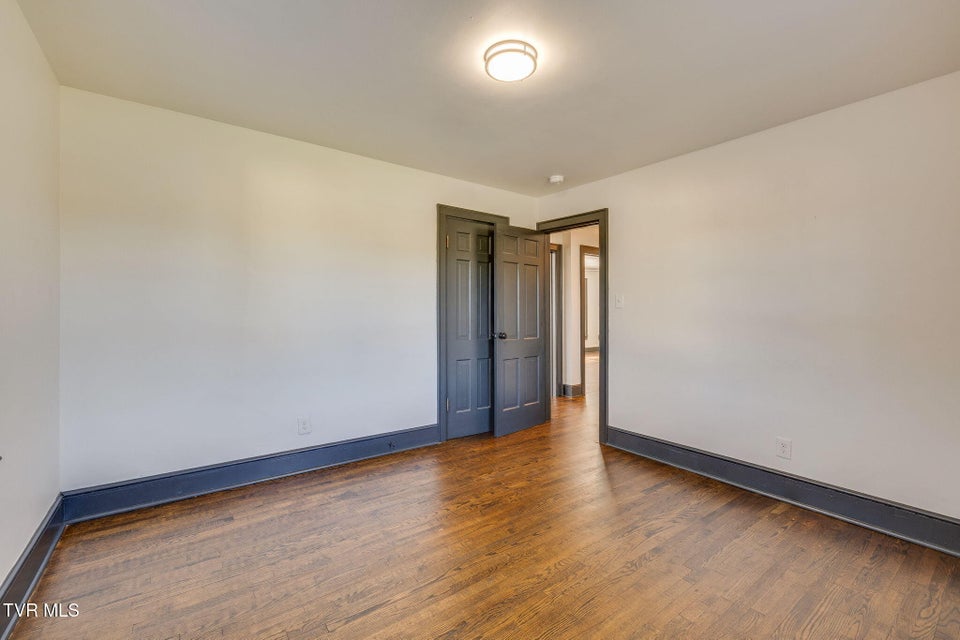 Photo #15: 837 E State Street