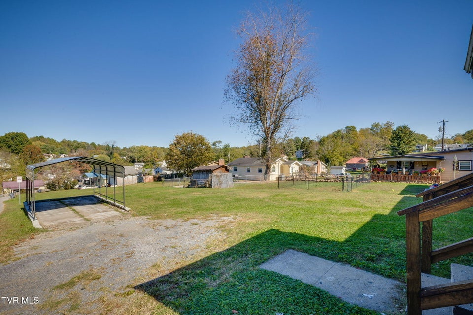 Photo #24: 837 E State Street