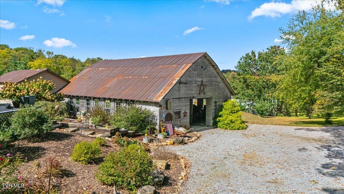 Photo #12: 3822 Highway 81 