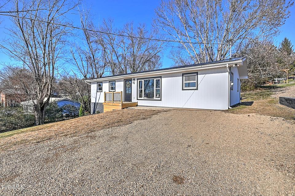 Photo #5: 3408 Cardinal Street