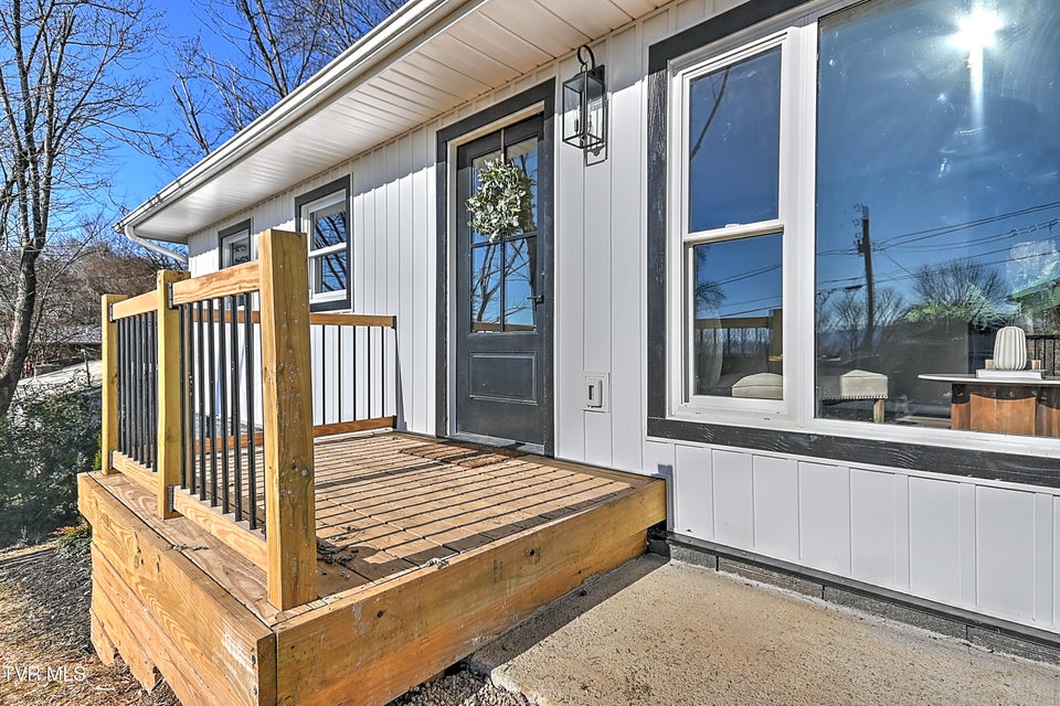 Photo #7: 3408 Cardinal Street