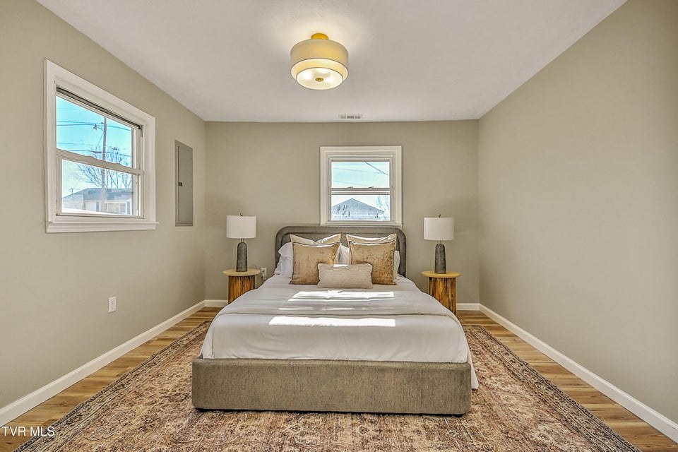 Photo #15: 3408 Cardinal Street