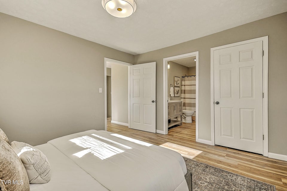 Photo #16: 3408 Cardinal Street