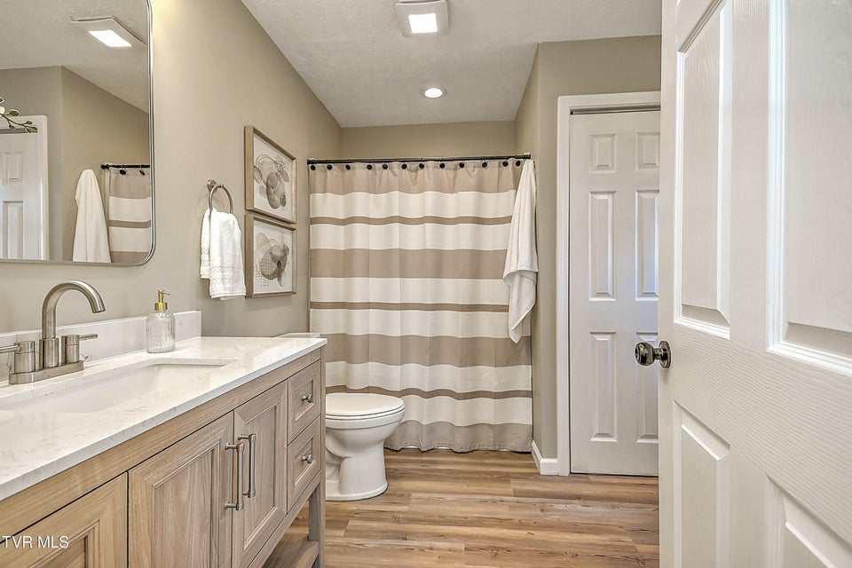 Photo #17: 3408 Cardinal Street