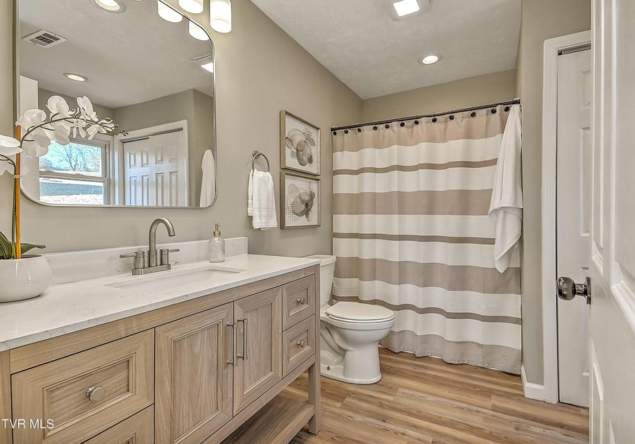 Photo #18: 3408 Cardinal Street