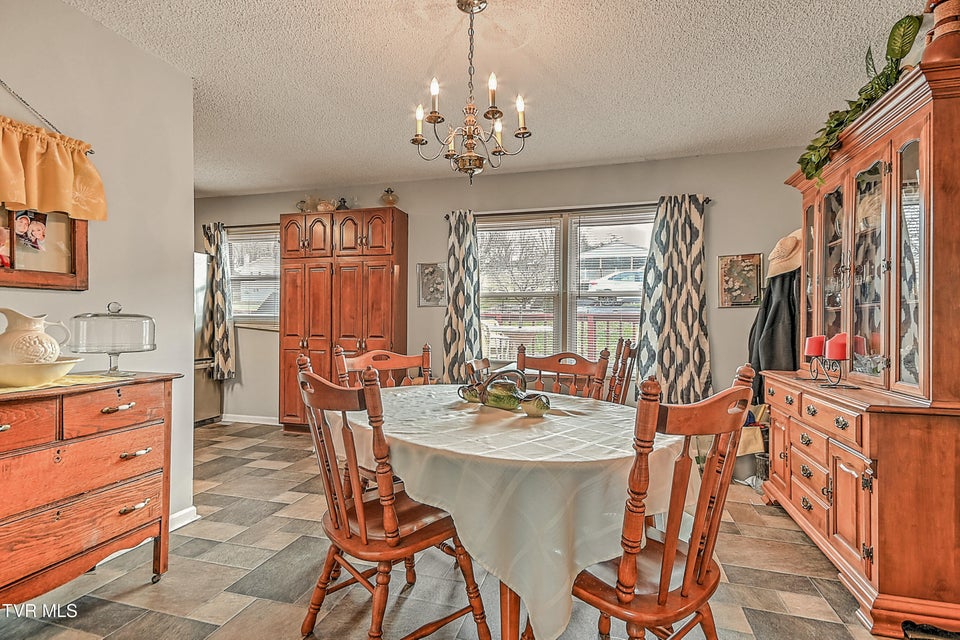 Photo #9: 270 Alders Place Extension