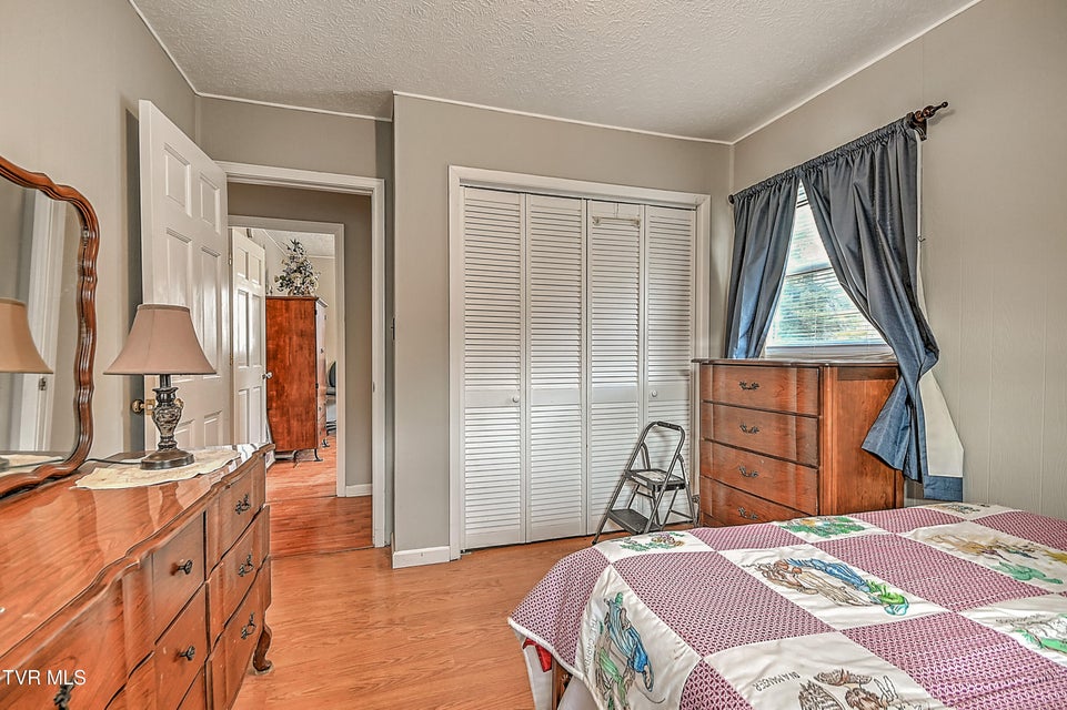 Photo #20: 270 Alders Place Extension