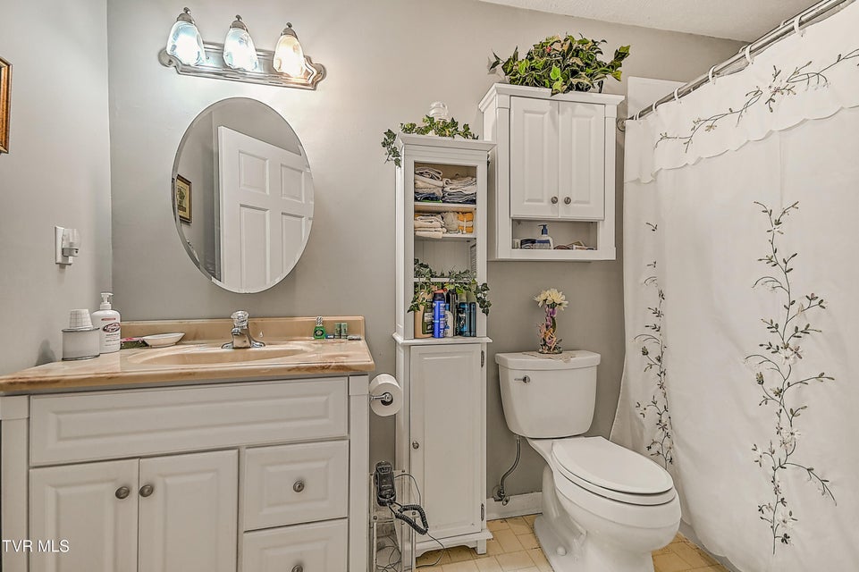 Photo #23: 270 Alders Place Extension