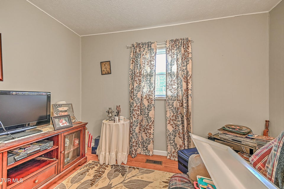 Photo #26: 270 Alders Place Extension