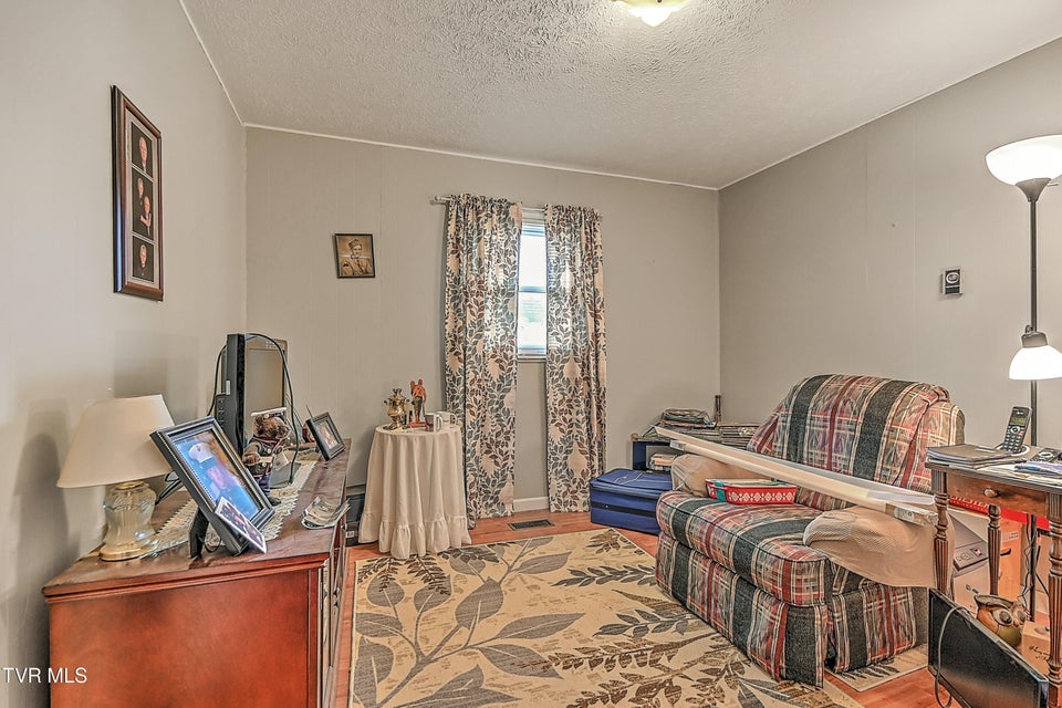 Photo #27: 270 Alders Place Extension