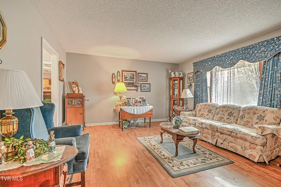 Photo #14: 270 Alders Place Extension