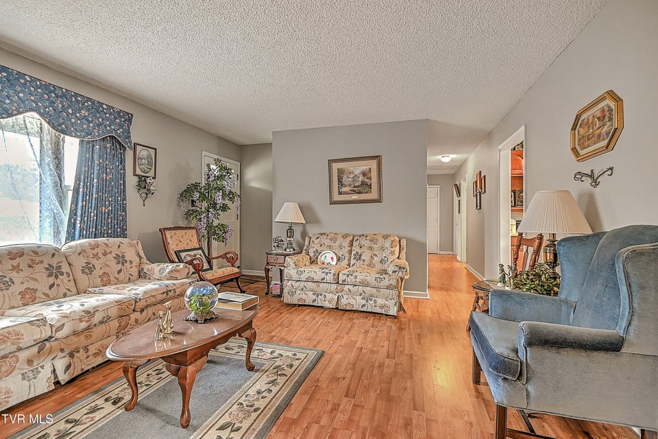 Photo #16: 270 Alders Place Extension