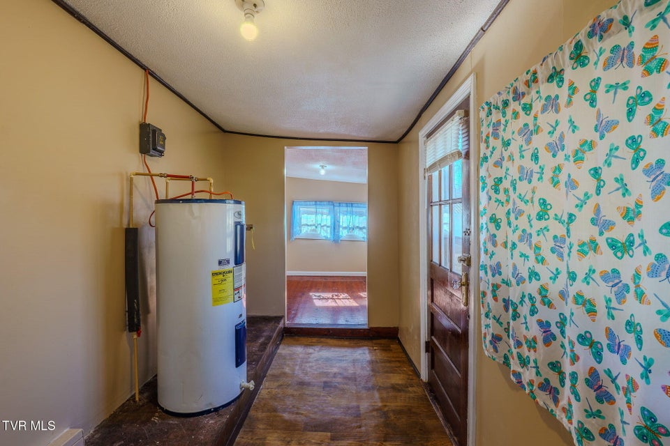 Photo #19: 1859 Overlook Avenue