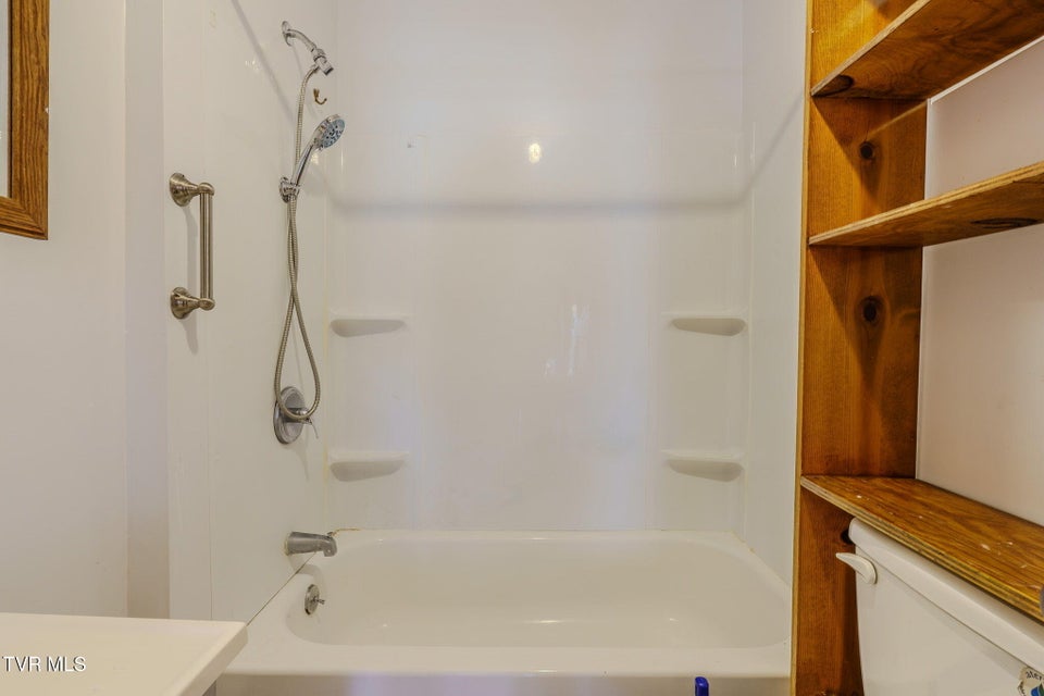 Photo #16: 1859 Overlook Avenue