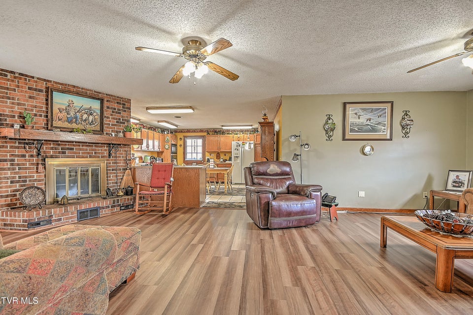 Photo #13: 423 Kendricks Hollow Road