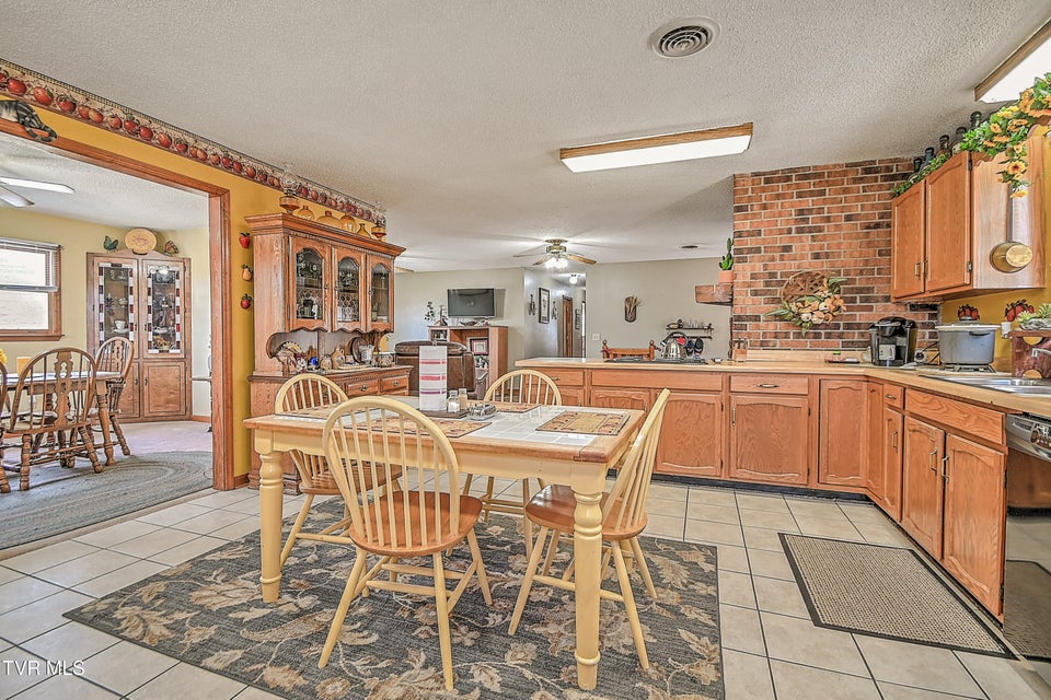 Photo #4: 423 Kendricks Hollow Road